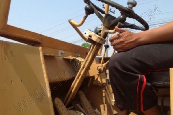 รถตักล้อยาง JH 30 ยางสวยพร้อมใช้งาน//คุณปรีชากร โทร.086-879-5551 รถตักล้อยาง JH 30 ยางสวยพร้อมใช้งาน//คุณปรีชากร โทร.086-879-5551