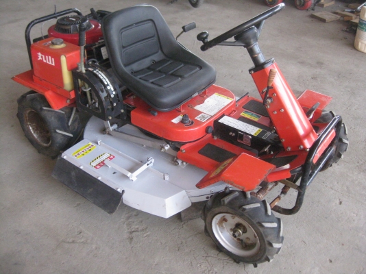 ขายรถตัดหญ้าBRIGGS &amp; STRATT0N MPM- 950พร้อมใช้