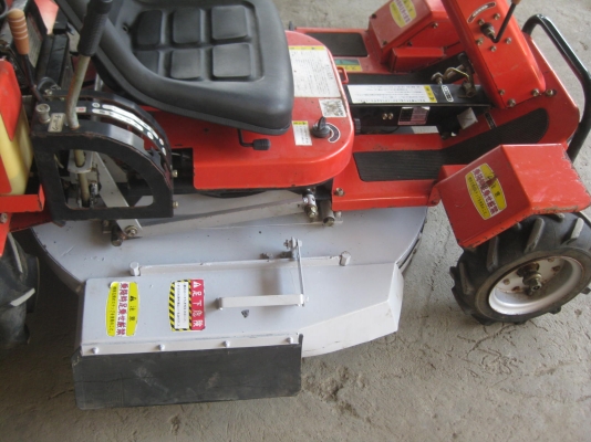 ขายรถตัดหญ้าBRIGGS &amp; STRATT0N MPM- 950พร้อมใช้