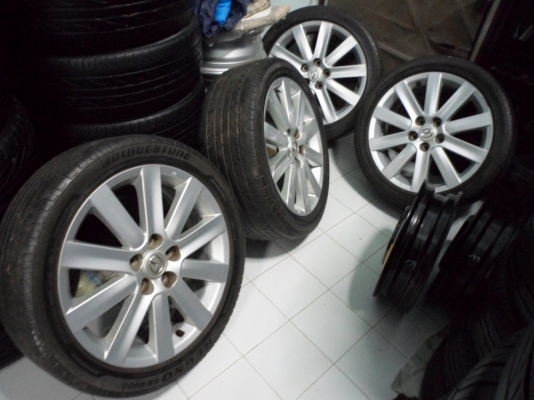 แม็ก18"5รู114+พร้อมยาง(10,900บ.)*ญี่ปุ่นแท้ทั้งset *ตัวนอกmasda+ยาง225/45/18  สนใจ t.085-227-5772 วี