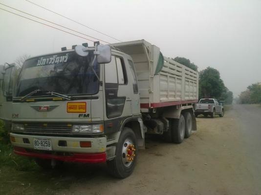 HINO  3 H    ปี    38  /  2  เพลาดั้ม มีระบบรากพ่วง