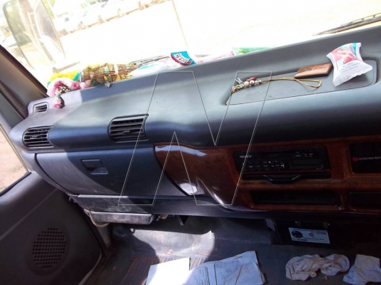 ขาย 6 ล้อ อีซุ NQR 175 แรง / ปี 48 / กระบะยาว 5.50 เมตร ( เดิมๆ )