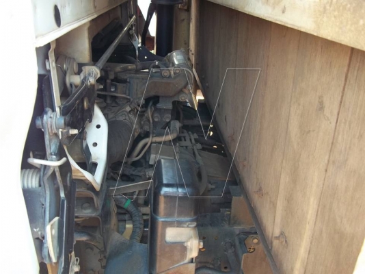 ขาย 6 ล้อ อีซุ NQR 175 แรง / ปี 48 / กระบะยาว 5.50 เมตร ( เดิมๆ )