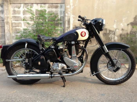 BSA M33 คลาสสิคไบค์ ขี่ได้แบบหล่อๆสไตล์หนุ่มอังกฤษ