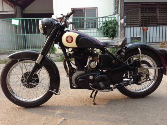 BSA M33 คลาสสิคไบค์ ขี่ได้แบบหล่อๆสไตล์หนุ่มอังกฤษ