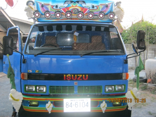 ขายหกล้ออีซูซุNPR58 เครื่อง110 ช่วงล่างเดิมน็อต5ตัว