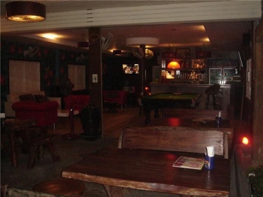 เซ้งบาร์ I Baa Bar ( ไอบ้าบาร์ ),ร้านอาหาร