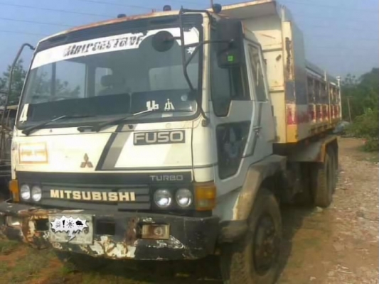 ISUZU ROCKY 210 HP 6SA1 รถหางปลาสิบล้อ 2 เพลา ใช้ลาก PC 200 ได้สบายครับ เครื่องแน่นแรงดี ภายในเก๋งคอนโซลสวย พวงมาลัยเพาเวอร์ เบรคทริ๊ปฟี้ ช่วงล่างใหญ่คัชซีสวย ยาง 10.00 ขอบ 20 สภาพดี เอกสารทะเบียนครบถูกต้องพร้อมโอน ราคาต่อรองได้ครับ