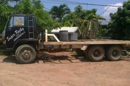 ISUZU ROCKY 210 HP 6SA1 รถหางปลาสิบล้อ 2 เพลา ใช้ลาก PC 200 ได้สบายครับ เครื่องแน่นแรงดี ภายในเก๋งคอนโซลสวย พวงมาลัยเพาเวอร์ เบรคทริ๊ปฟี้ ช่วงล่างใหญ่คัชซีสวย ยาง 10.00 ขอบ 20 สภาพดี เอกสารทะเบียนครบถูกต้องพร้อมโอน ราคาต่อรองได้ครับ