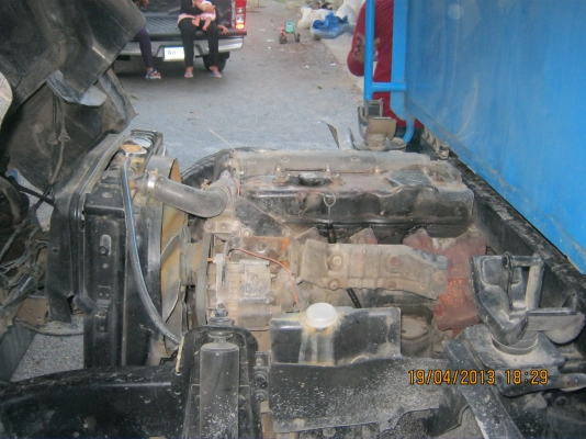 ขายหกล้ออีซูซุNPR58 เครื่อง110 ช่วงล่างเดิมน็อต5ตัว