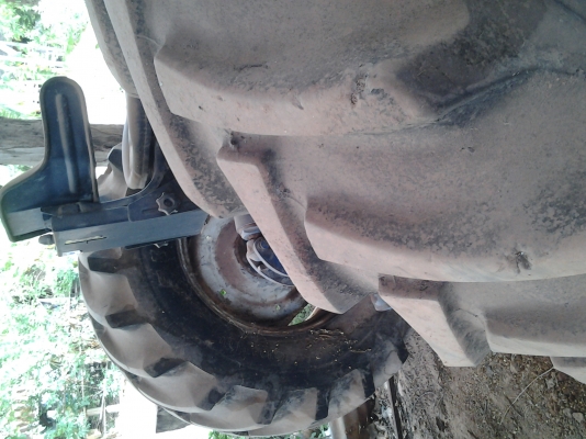 ขาย ฟอร์ด 6610 ทะเบียนพร้อมโอน