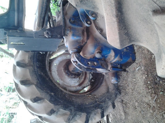 ขาย ฟอร์ด 6610 ทะเบียนพร้อมโอน