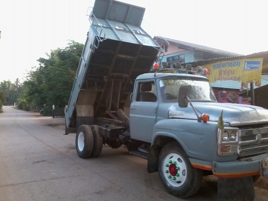 ขายด่วนหกล้อดั้มหัวยาว ISUZUเครื่อง 6BG1 175 แรง เกียร์ J  6  สปีด พวงมาลัยเพาเวอร์ เฟืองท้าย FUSO 10 ตัน กระบอกดั้มแกนใหญ่ คัสซีสวย เบรคจิ๊ฟฟี่