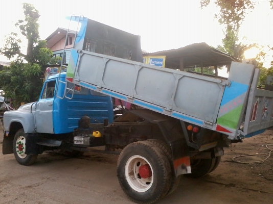 ขายด่วนหกล้อดั้มหัวยาว ISUZUเครื่อง 6BG1 175 แรง เกียร์ J  6  สปีด พวงมาลัยเพาเวอร์ เฟืองท้าย FUSO 10 ตัน กระบอกดั้มแกนใหญ่ คัสซีสวย เบรคจิ๊ฟฟี่