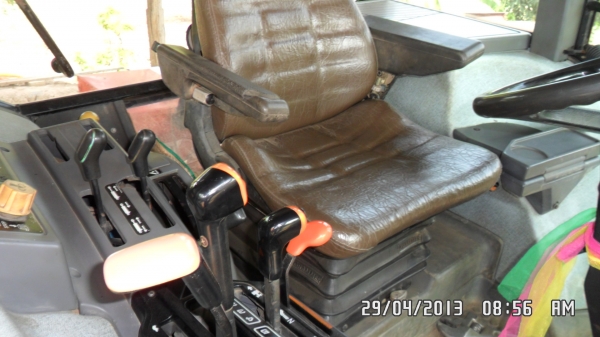 ขายรถไถ ford new holland 7840