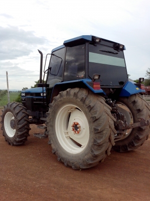 ขายรถไถ ford new holland 7840