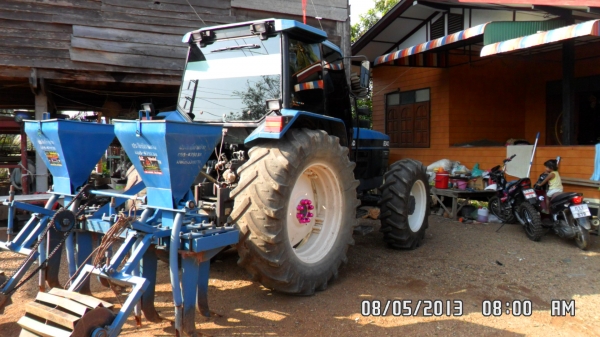 ขายรถไถ ford new holland 7840