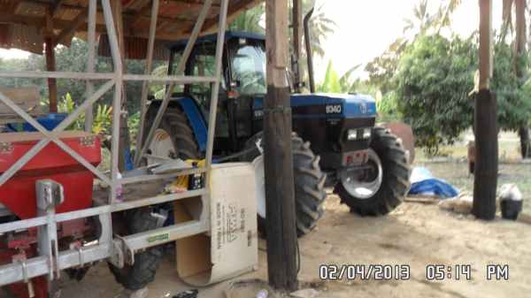 ขายรถไถ ford new holland 7840