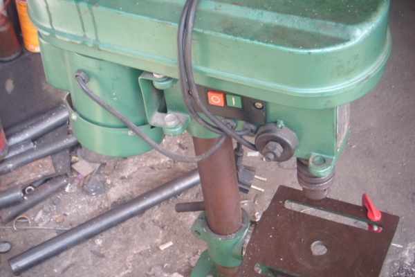 ขาย สว่านแท่นเล็ก พร้อมใช้งาน