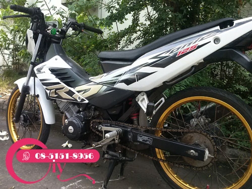 ขายล้างสต๊อก 21,500 บาทเท่านั้น SONIC ปี 51 สตาร์ทมือ ตัวใหม่แท้ เครื่องแน่นๆแรง เอกสารครบ ชุดโอนพร้อม ขายล้างสต๊อก 21,500 บาทเท่านั้น SONIC ปี 51 สตาร์ทมือ ตัวใหม่แท้ เครื่องแน่นๆแรง เอกสารครบ ชุดโอนพร้อม