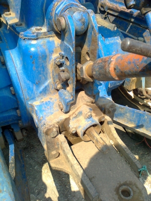 ขายรถไถ่ ฟอร์ด 6610 เสื้อลาย