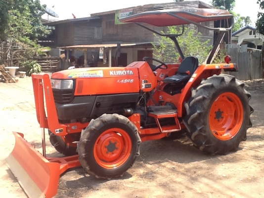 คูโบต้า 4508 4 WD 2 เพลาใบมีดดันหน้าตราช้าง ทำงาน 1107 ชั่วโมง