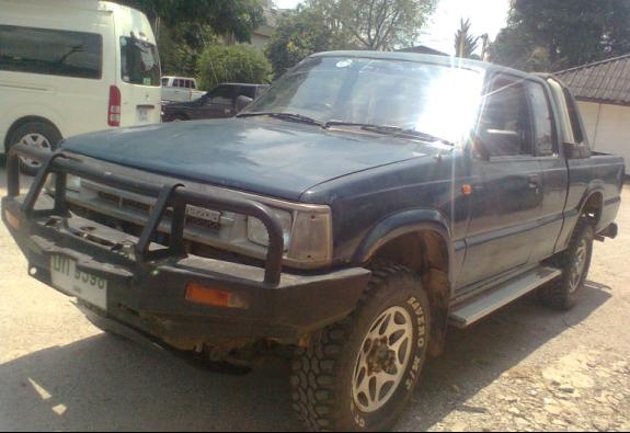 ขาย mazda b2500 4wd เครื่องดีmitsuL200ลงเล่มแล้ว คลัชชีสวย