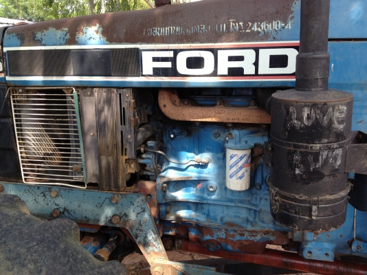 รถไถ FORD 6640