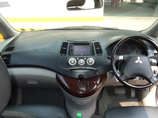 ขายดาวน์ถูกๆ MITSUBISHI SPACE WAGON รุ่น TOP ปี 07 สวยๆ