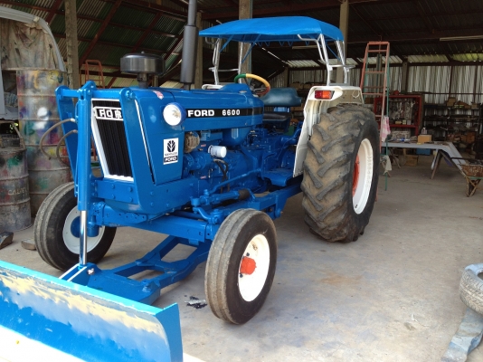 รถไถฟอร์ด 6600 T3