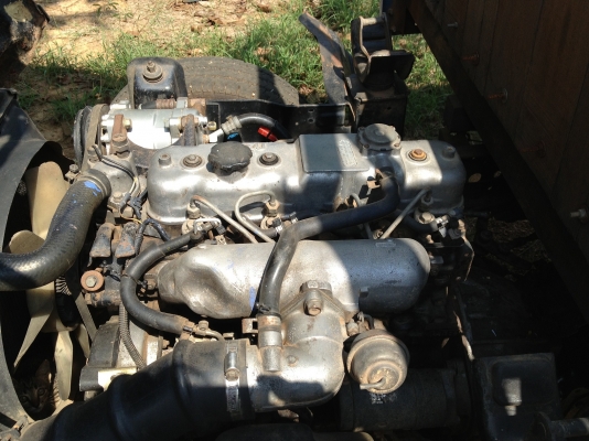 รถบรรทุก 4 ล้อ NKR รถบรรทุก 4 ล้อ NKR