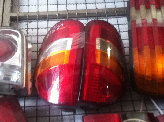 ขายไฟท้ายchevroiet safiraแท้ญี่ปุ่นสภาพสวย