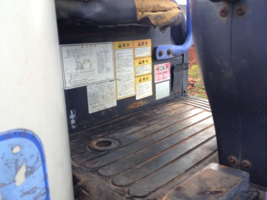 รถแบคโฮ MlTSUBlSHl  MM20 CR   สนใจติดต่อ 081 - 6079515