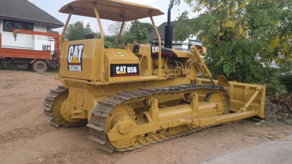 ขายแทรคเตอร์ CAT D5B สภาพเดิมทั้งคัน