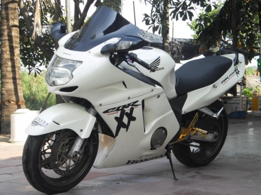 ขาย cbr 1100 superblackbird หัวฉีด ปี1999 เอกสาร Inv เเท้ครบถ้วน