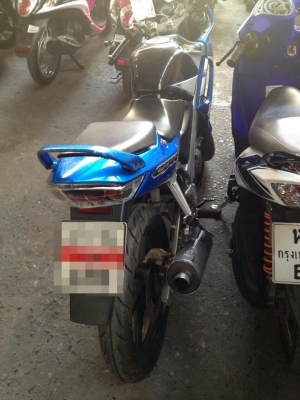 ขายด่วนๆ CBR 150 R ปี 49 กุญแจใหญ่ทำสีลายใหม่ *ชุบน็อตทั้งคัน ทำสวย เครื่องเดิมๆ ขายด่วนๆ CBR 150 R ปี 49 กุญแจใหญ่ทำสีลายใหม่ *ชุบน็อตทั้งคัน ทำสวย เครื่องเดิมๆ