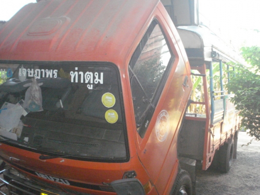 ขายด่วน ISUZU NPR 115 แรงม้า รถห้างแท้ครับ สวยๆๆๆ