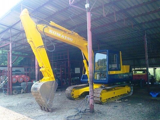 ขายด่วน..รถขุด KOMATSU PC120-3 รถสวยพร้อมใช้ มีลายหัวแย๊ก และหัวแย๊ก NPK  แถมบุ้งกี๋ จากญี่ปุ่น แถมฟรีไว้ให้ใช้  รับประกันความสวยตลอดคัน.