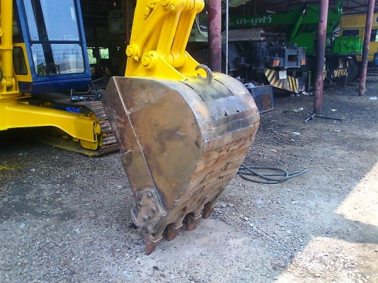 ขายด่วน..รถขุด KOMATSU PC120-3 รถสวยพร้อมใช้ มีลายหัวแย๊ก และหัวแย๊ก NPK  แถมบุ้งกี๋ จากญี่ปุ่น แถมฟรีไว้ให้ใช้  รับประกันความสวยตลอดคัน.