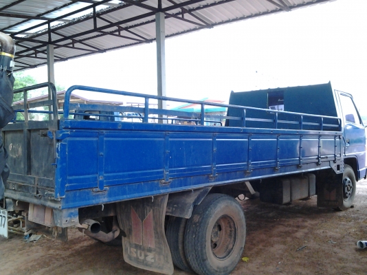 ISUZu npr59l เครื่อง100 เพาเวอร เกี่ยสั้นยกหัวได้ ISUZu npr59l เครื่อง100 เพาเวอร เกี่ยสั้นยกหัวได้
