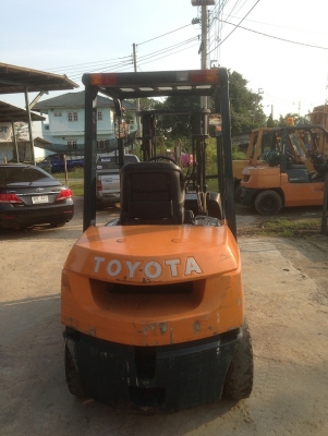 ขาย ฟอล์คลิฟท์ 3.0 ตัน TOYOTA 7FD30 ปี 2004 ใช้งานมา 1650 ชั่วโมง ขาย ฟอล์คลิฟท์ 3.0 ตัน TOYOTA 7FD30 ปี 2004 ใช้งานมา 1650 ชั่วโมง