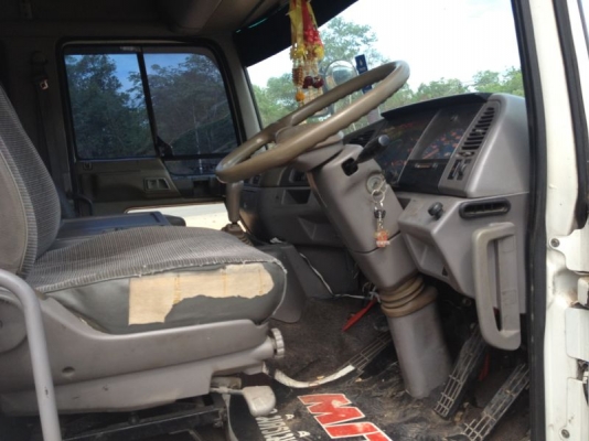 รถฮีโน่ 10 ล้อ พื้นเรียบ 320 แรงม้า ปี 53 ( ขายแม่ลูก ) สนใจติดต่อ 081 - 6079515