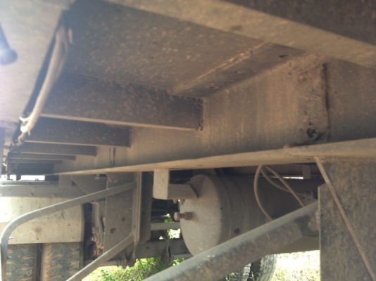 รถฮีโน่ 10 ล้อ พื้นเรียบ 320 แรงม้า ปี 53 ( ขายแม่ลูก ) สนใจติดต่อ 081 - 6079515