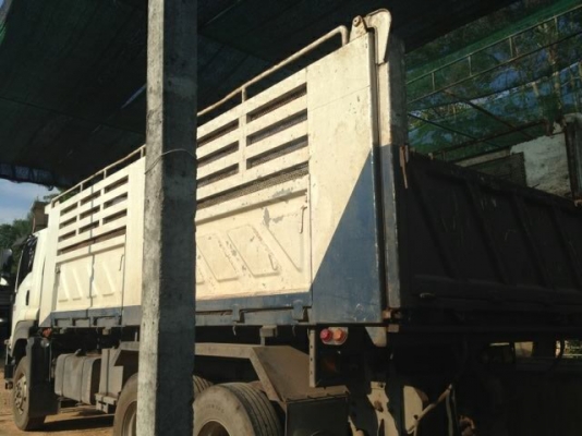 ขายรถ 22 ล้อ ISUZU 360 แรงม้าแม่ลูก กระบะสามมิตรหางสามเพลาปี 53 สนใจโทร 0819701072