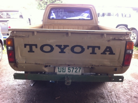 ขาย TOYOTA ม้าดำ RN30 ไฟกลม 4 ขอ