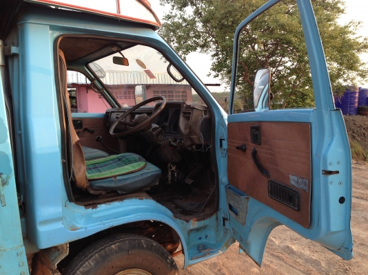 ขายหกล้อ ISUZU-KS เครื่อง 110 แแรงม้า หลังคารถโดยสาร พวงมาลัยเพลาเวอร์ รถสภาพสวยพร้อมใช้งาน เครื่องด
