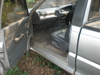 ขายมาสด้า ปี33 ถูกๆๆ มีเล่มทะเบียน