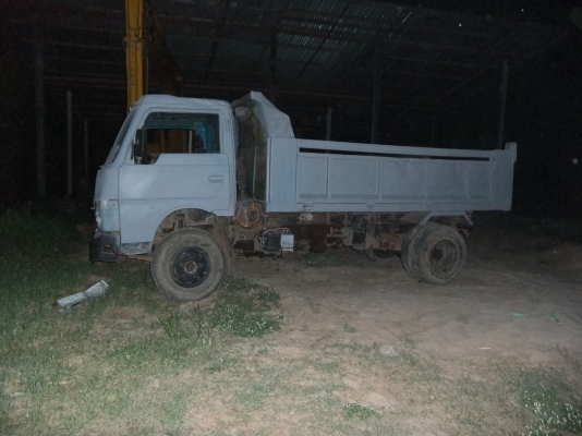 ขายด่วนดั้มพ์  6 ล้อรุ่นกลาง  พร้อมระบบเบรค ระบบไฟฟ้าอย่างดี สภาพสวยพร้อมใช้งาน ราคาสุดคุ้ม