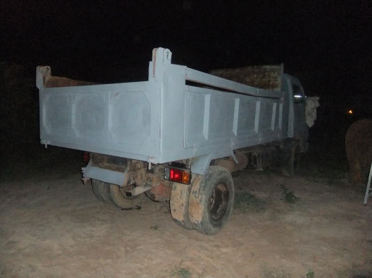 ขายด่วนดั้มพ์  6 ล้อรุ่นกลาง  พร้อมระบบเบรค ระบบไฟฟ้าอย่างดี สภาพสวยพร้อมใช้งาน ราคาสุดคุ้ม