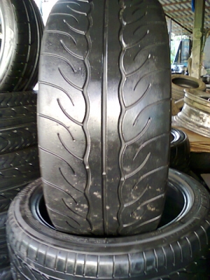 ยาง 235 35 19 AD08 1คู่